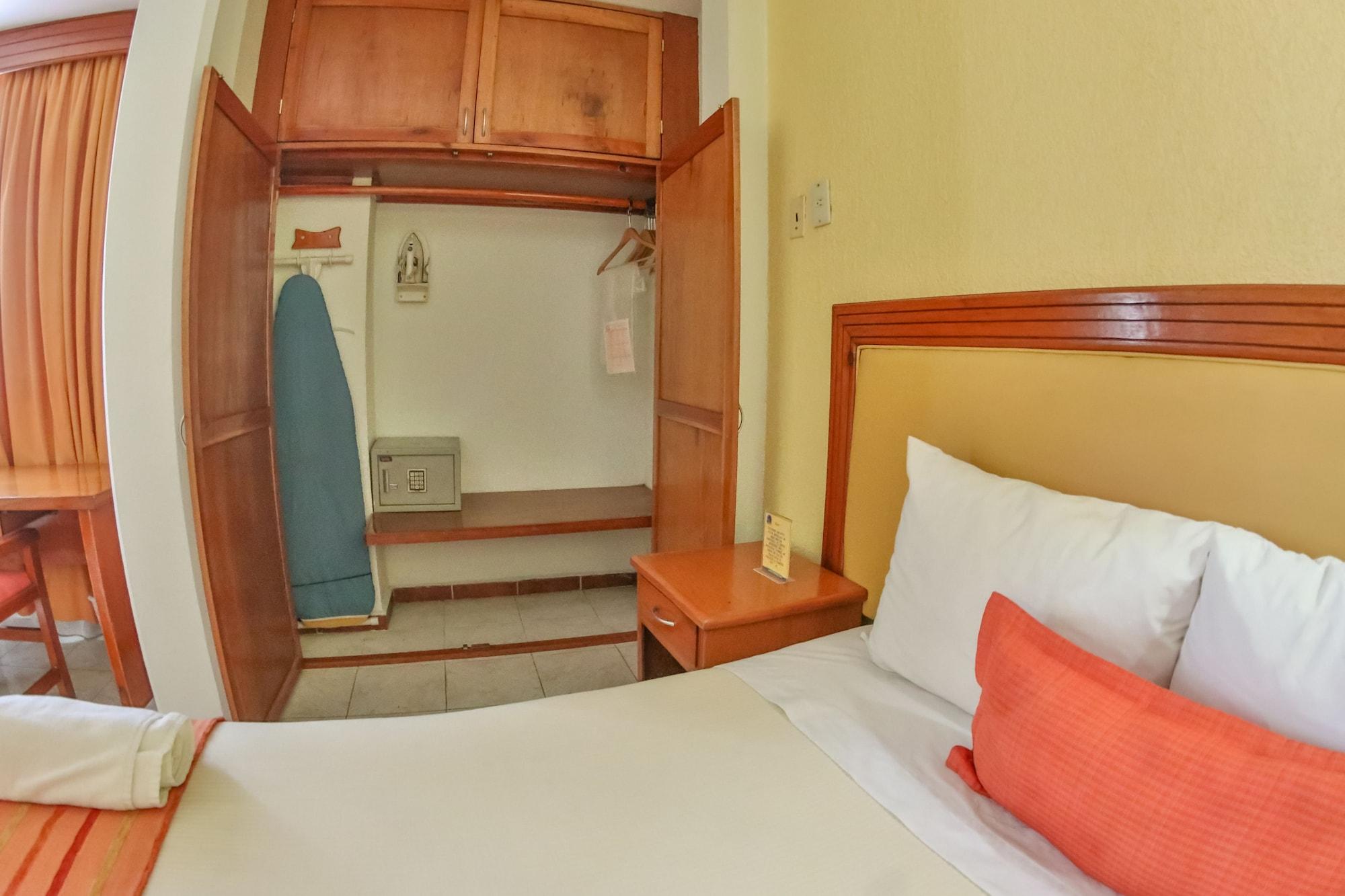 Hotel Baez Carrizal فيلاهيرموسا المظهر الخارجي الصورة