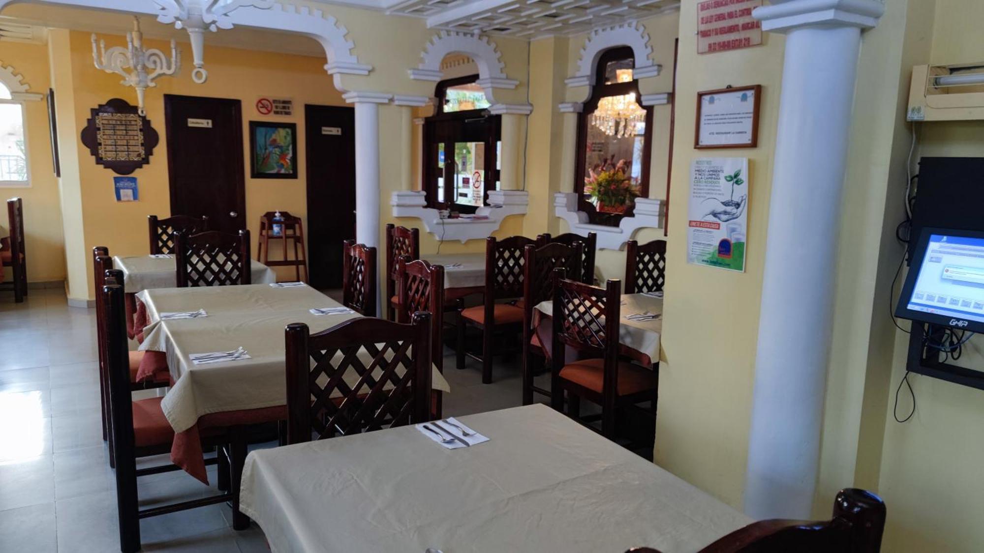 Hotel Baez Carrizal فيلاهيرموسا المظهر الخارجي الصورة